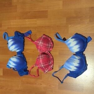 NEW No Boundaries 3 bras 32D tie dye purple pink adjustable hand straps plaid